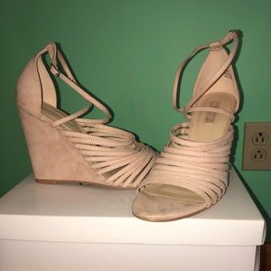 Blush pink strappy wedges